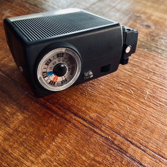 Vivitar Auto 252 Camera Flash With bag - Picture 4 of 6